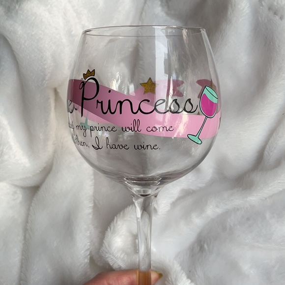 Large “Wine Princess” 👸 Stem 🍷 - Picture 3 of 10